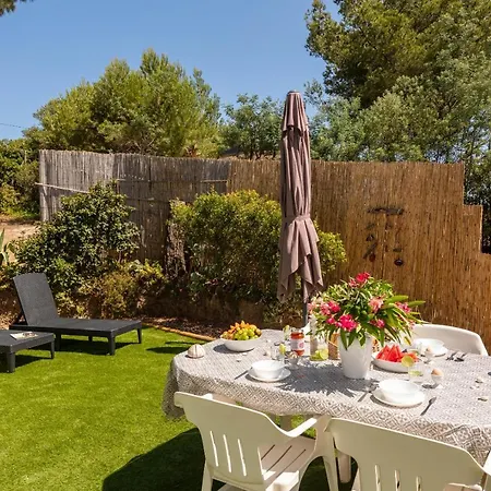 Le Photinia, Mobil-home Climatise Avec Vue Situe Au Coeur Du Domaine Homestay *