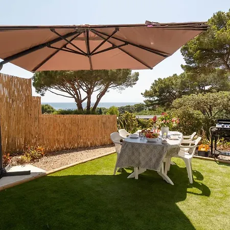 Le Photinia, Mobil-home Climatise Avec Vue Situe Au Coeur Du Domaine Homestay